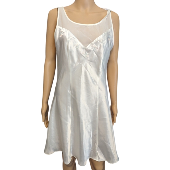 Vintage Intimo Amore short nightgown / slip dress size medium - Picture 1 of 8